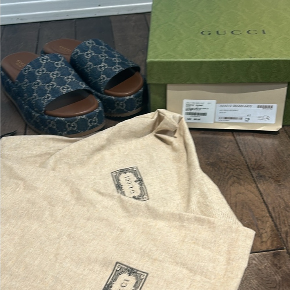 Gucci Denim Blue Monogram Sandals like new size 41